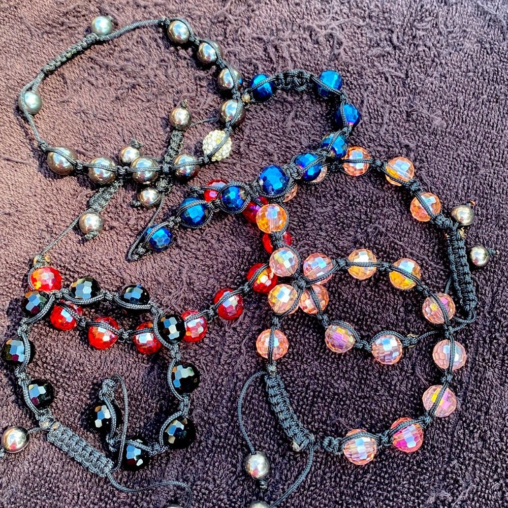 Adjustable bracelets in many colors.